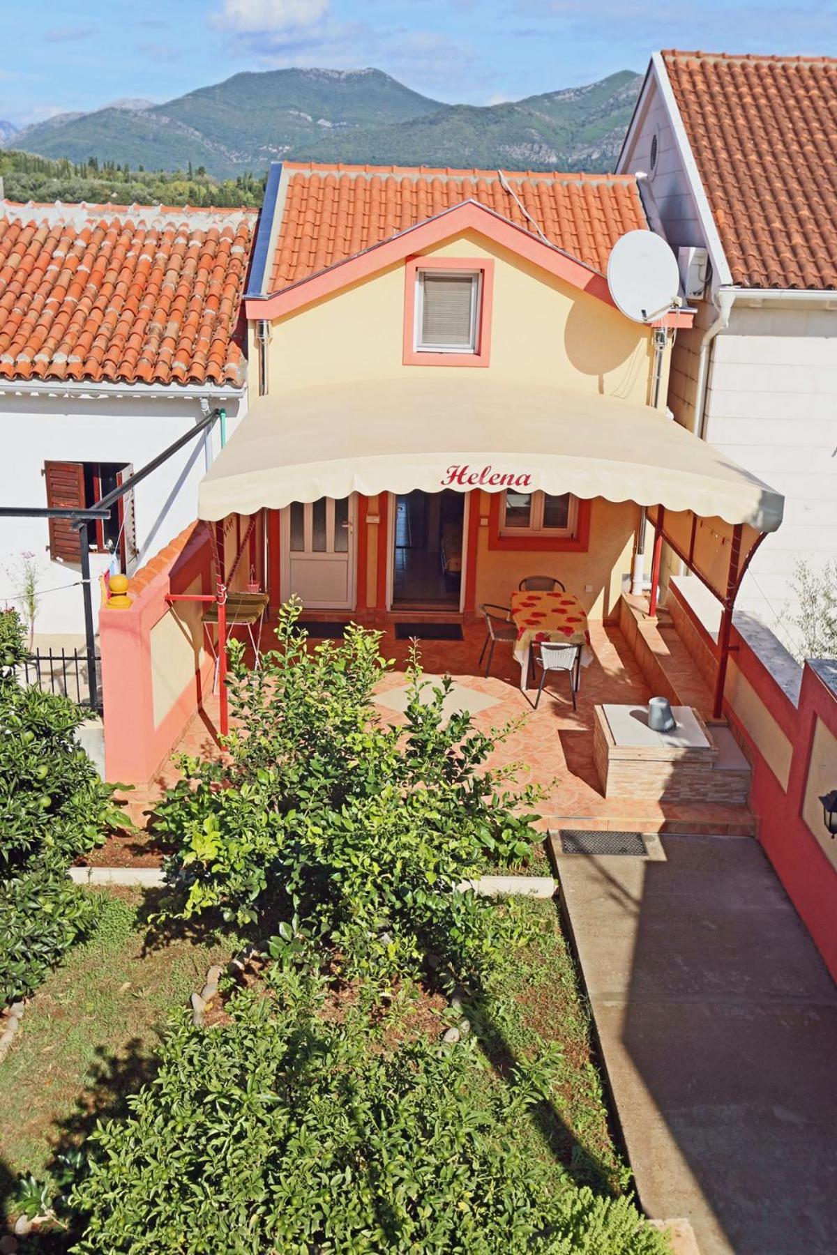 Porto Del Sole Apartments Tivat Exteriör bild
